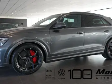 AUDI RSQ8 performance   RS-Dynamik    Pano   305 km h