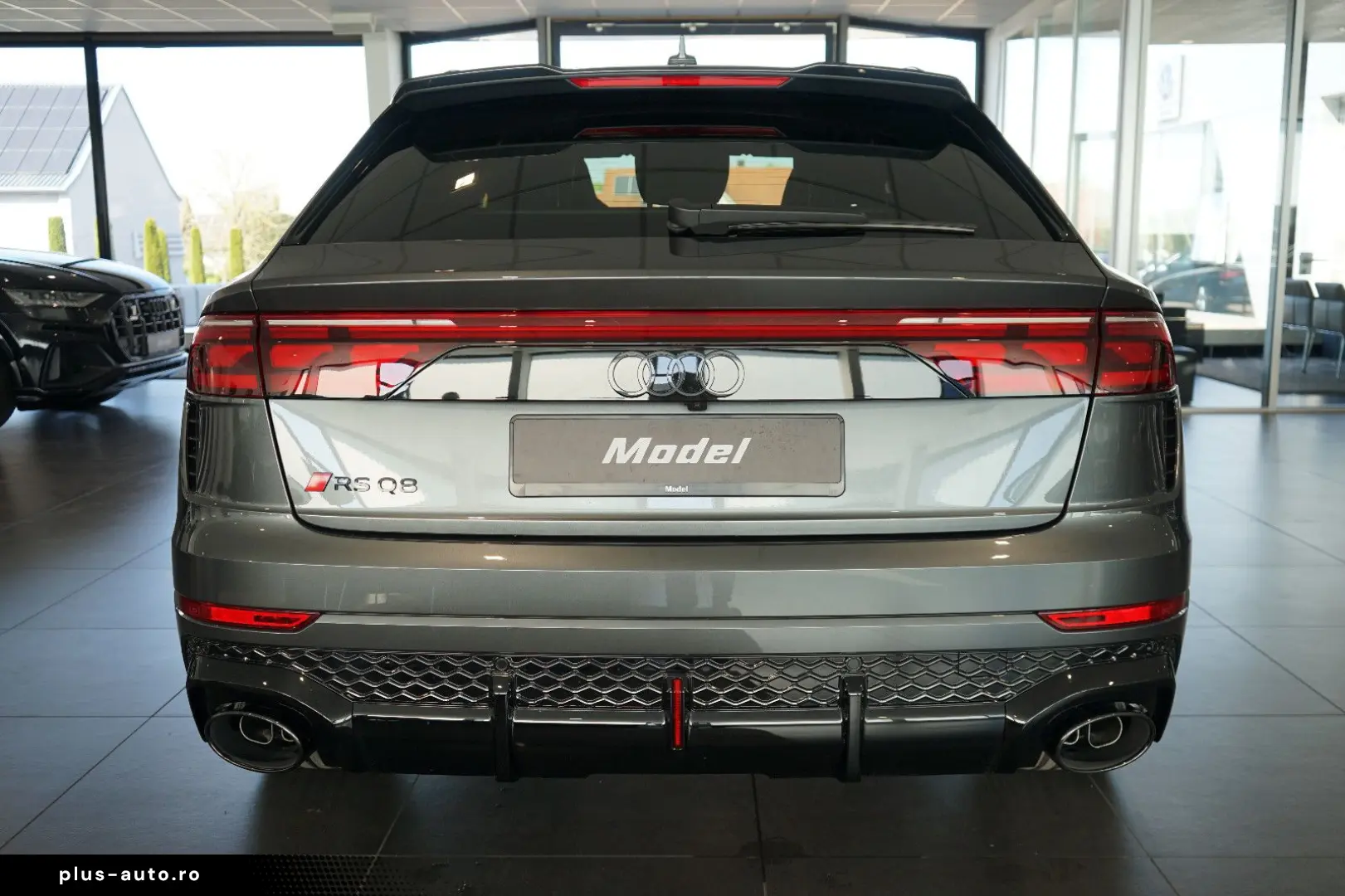 AUDI RSQ8 performance   RS-Dynamik    Pano   305 km h