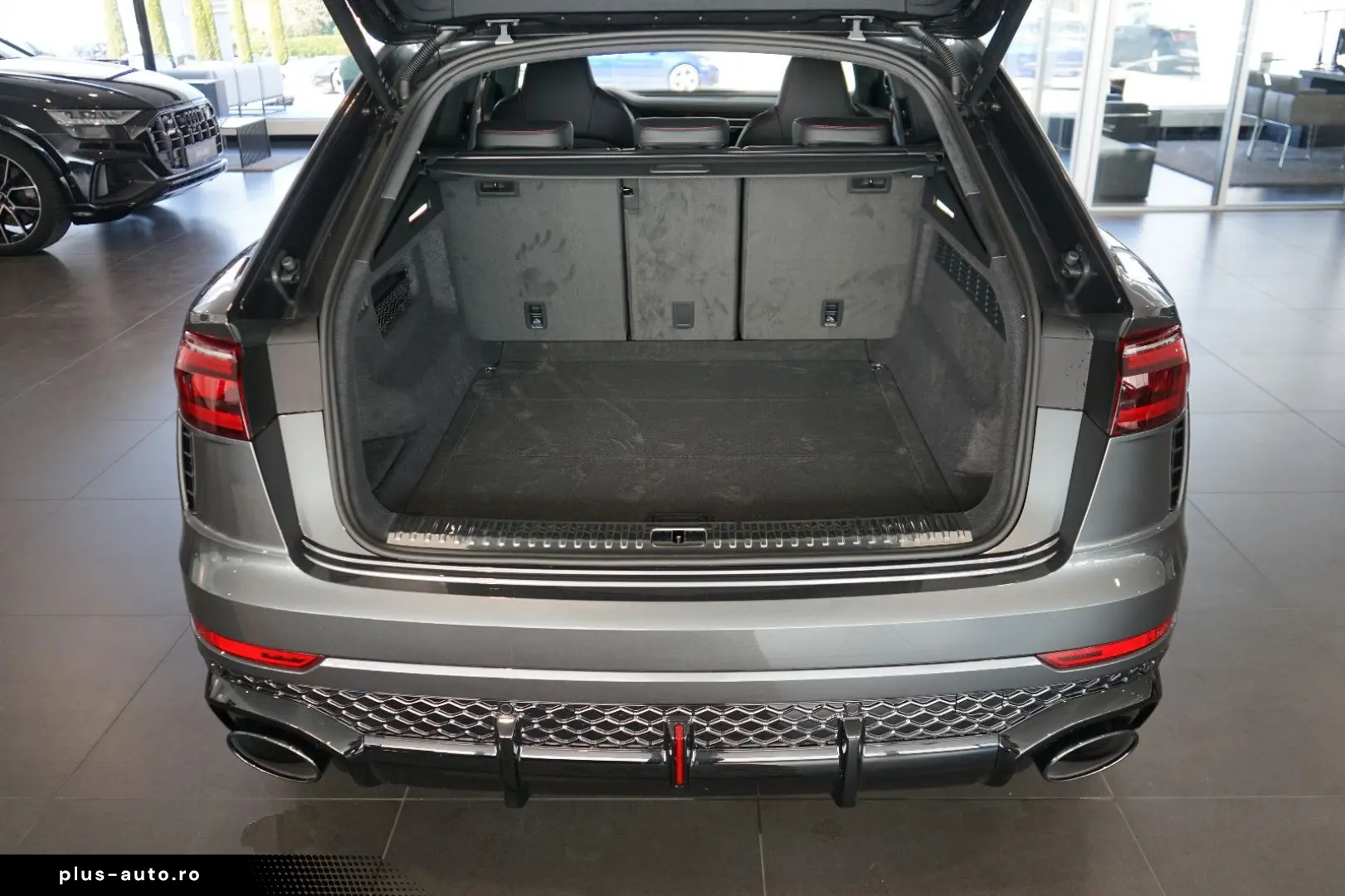 AUDI RSQ8 performance   RS-Dynamik    Pano   305 km h