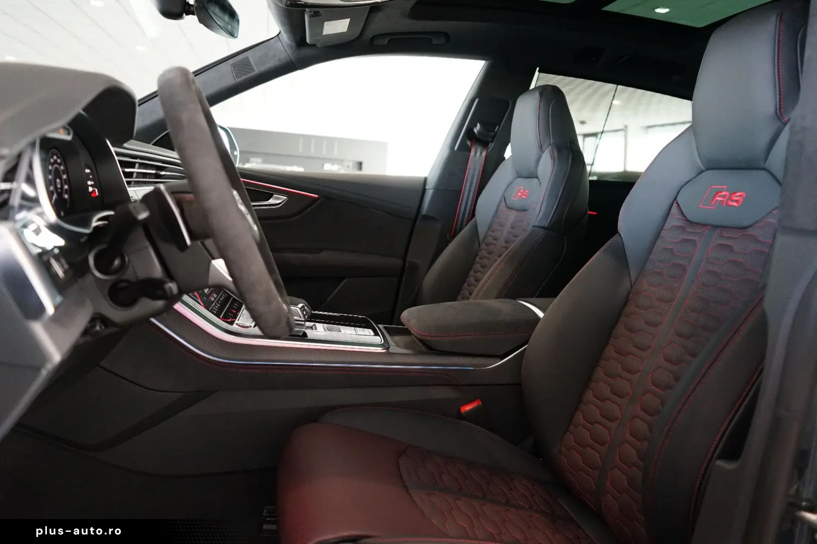 AUDI RSQ8 performance   RS-Dynamik    Pano   305 km h