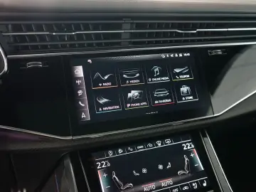 AUDI RSQ8 performance   RS-Dynamik    Pano   305 km h