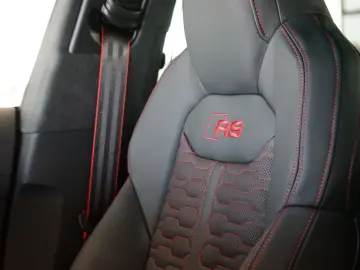 AUDI RSQ8 performance   RS-Dynamik    Pano   305 km h