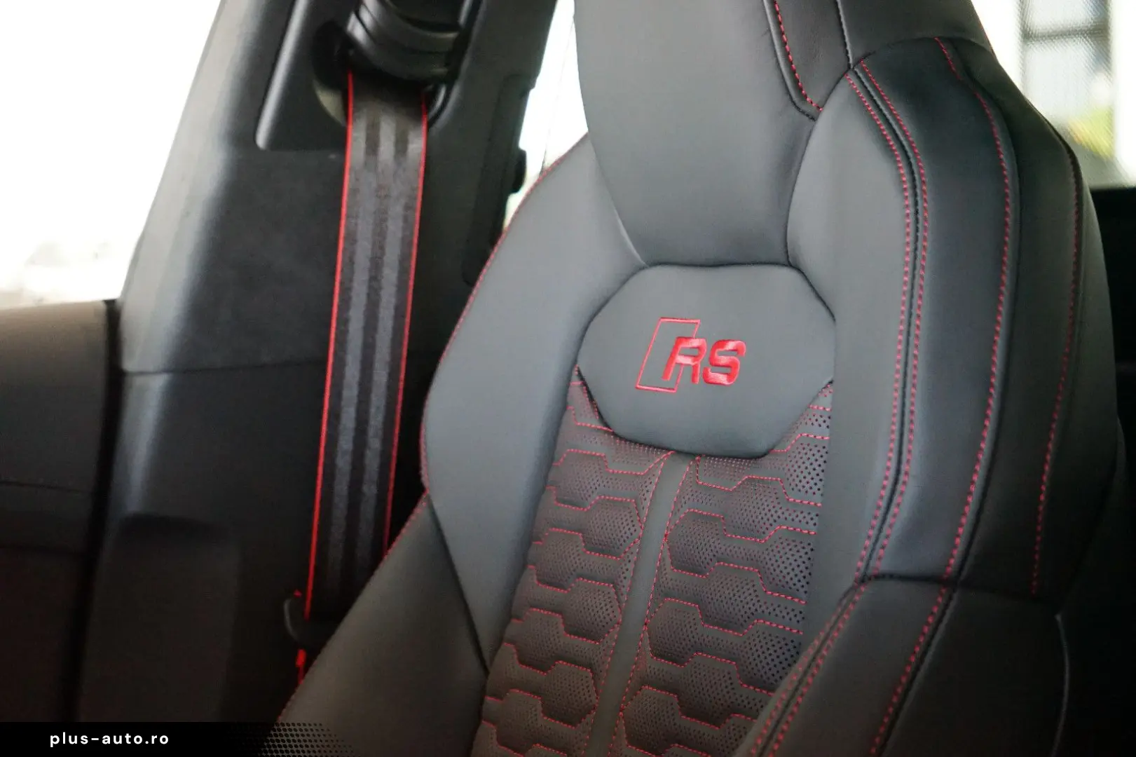 AUDI RSQ8 performance   RS-Dynamik    Pano   305 km h