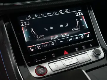 AUDI RSQ8 performance   RS-Dynamik    Pano   305 km h