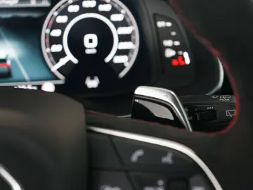 AUDI RSQ8 performance   RS-Dynamik    Pano   305 km h