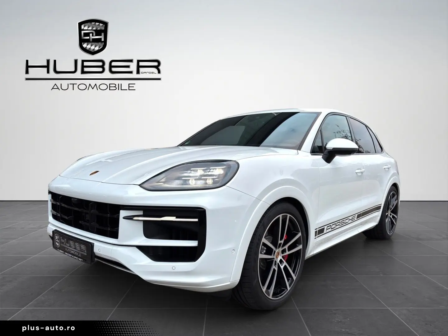PORSCHE Cayenne GTS 18-WEGE PANO AHK STHZG HA-LENK INNO