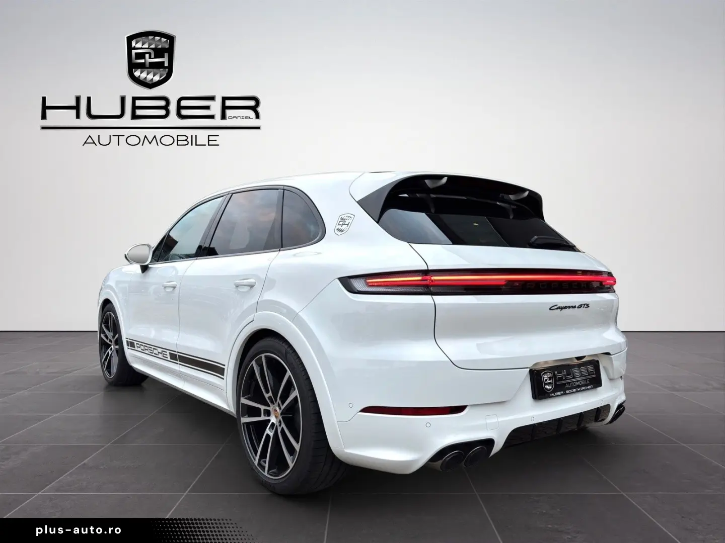 PORSCHE Cayenne GTS 18-WEGE PANO AHK STHZG HA-LENK INNO