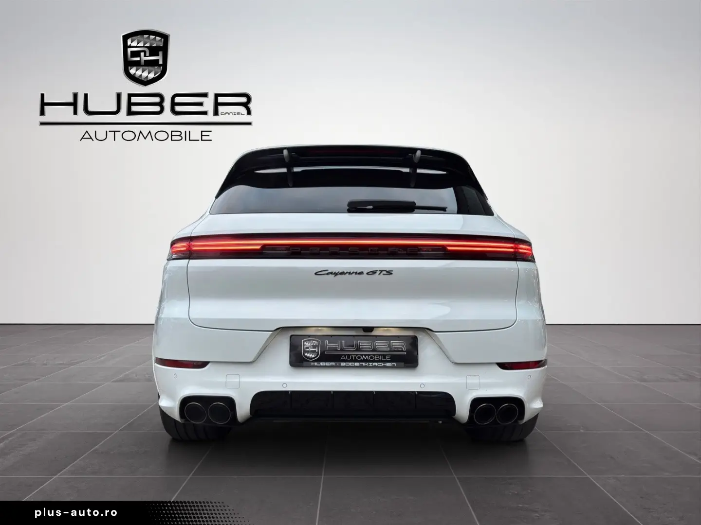 PORSCHE Cayenne GTS 18-WEGE PANO AHK STHZG HA-LENK INNO