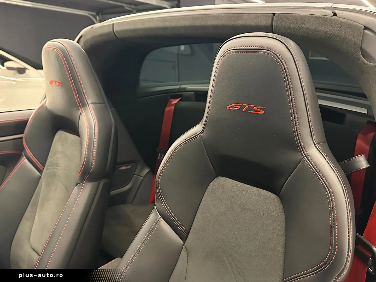 PORSCHE 992 Targa 4 GTS  Full options