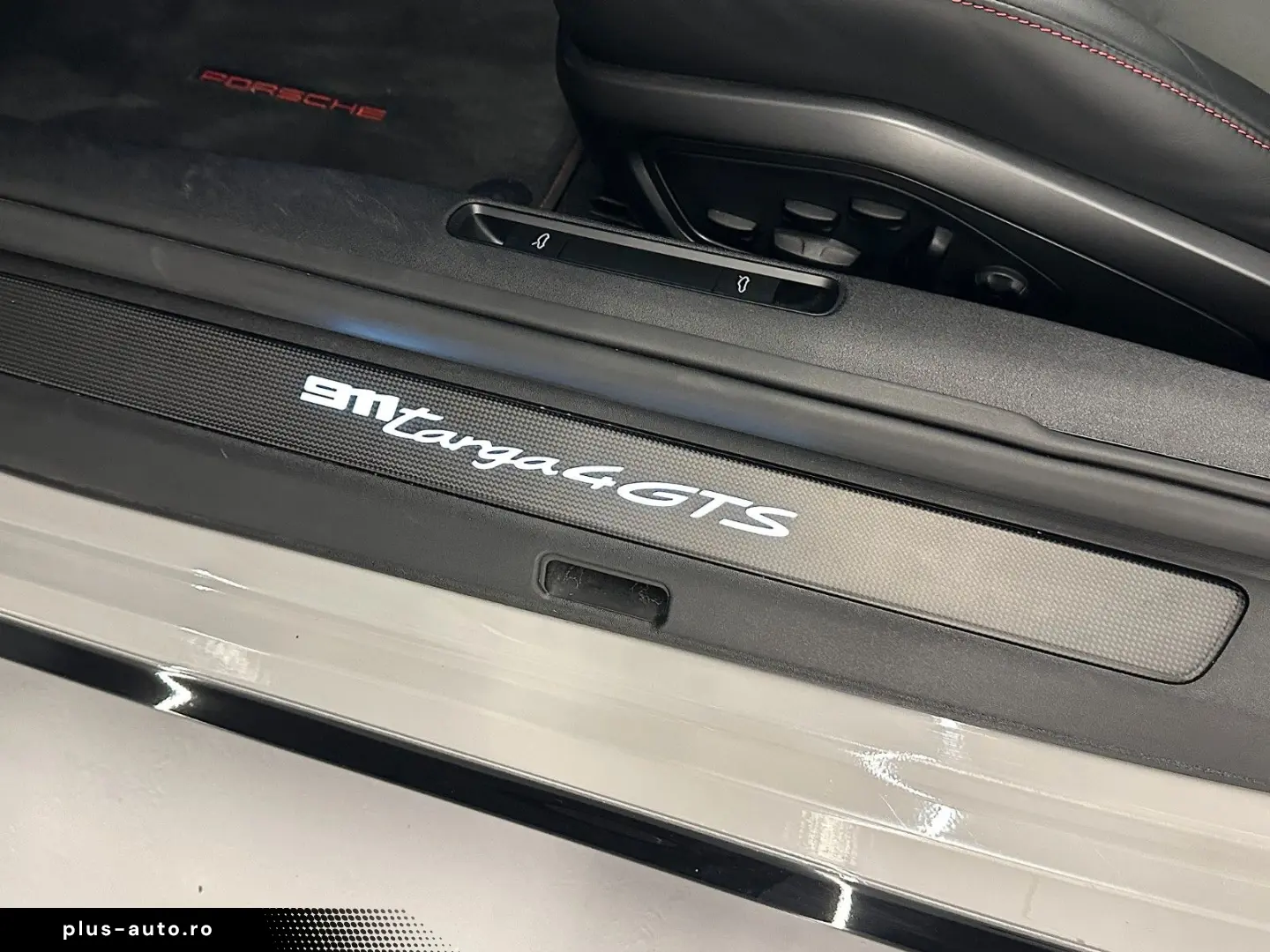 PORSCHE 992 Targa 4 GTS  Full options