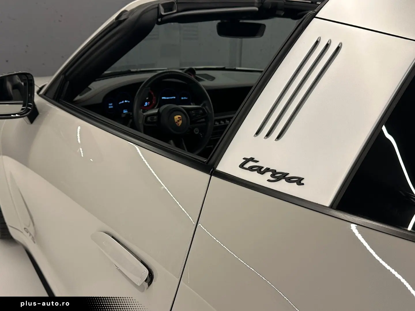 PORSCHE 992 Targa 4 GTS  Full options
