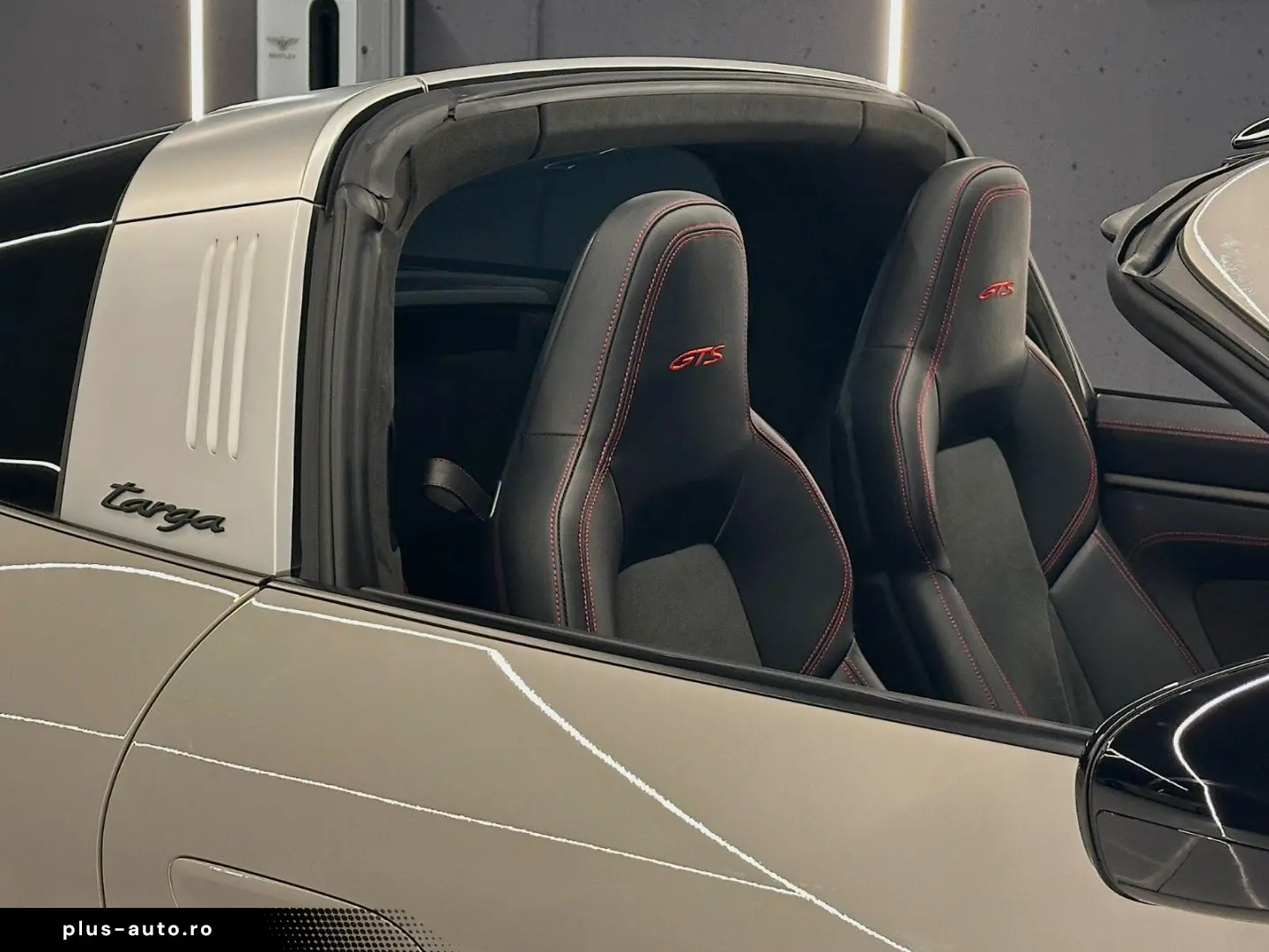PORSCHE 992 Targa 4 GTS  Full options