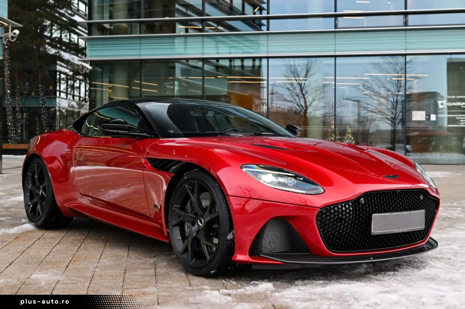 ASTON MARTIN DBS 5.2 V12