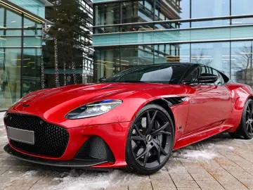 ASTON MARTIN DBS 5.2 V12