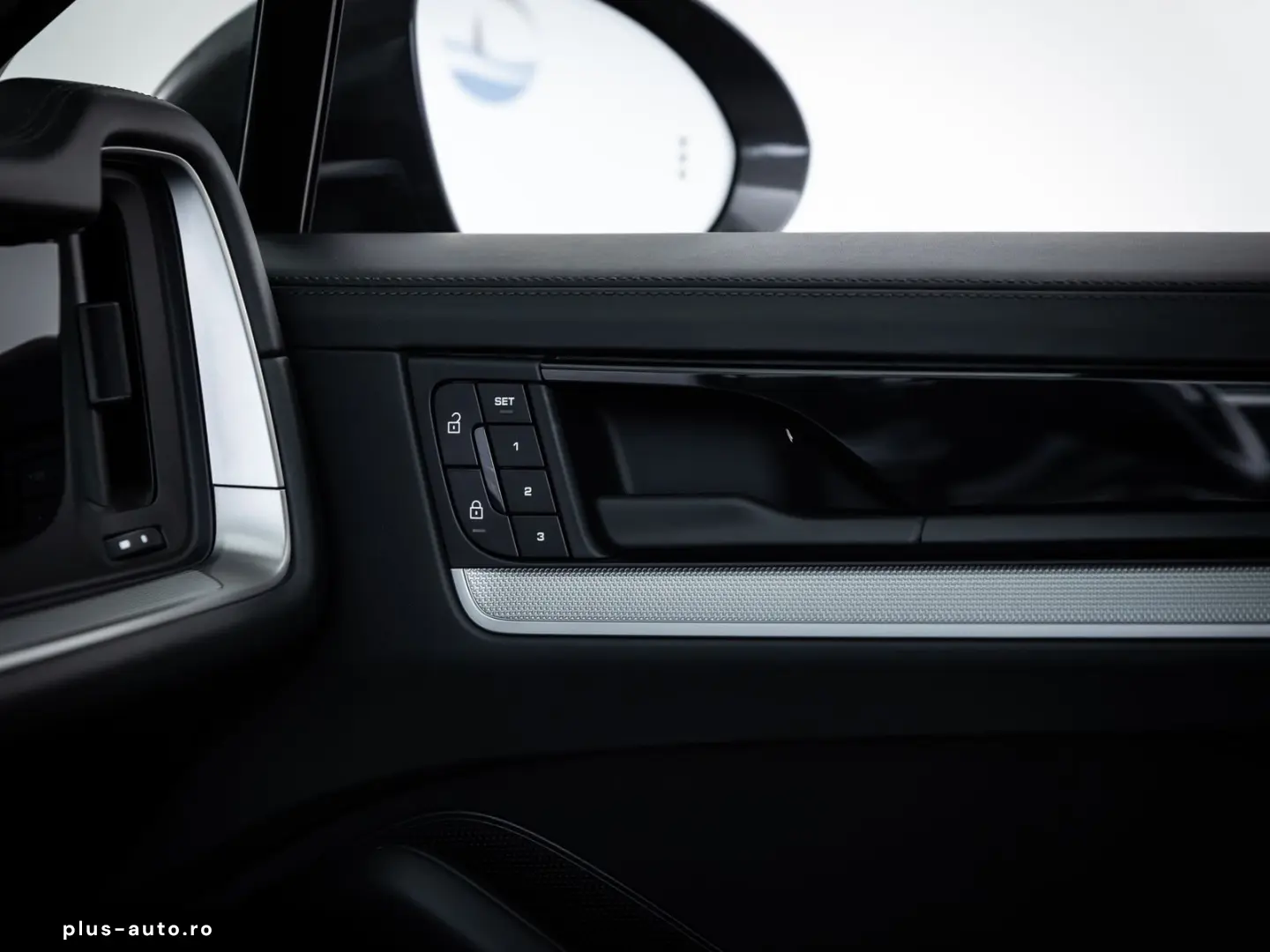 PORSCHE Cayenne Coupe E-Hybrid ACC PANO LUFT BOSE 360