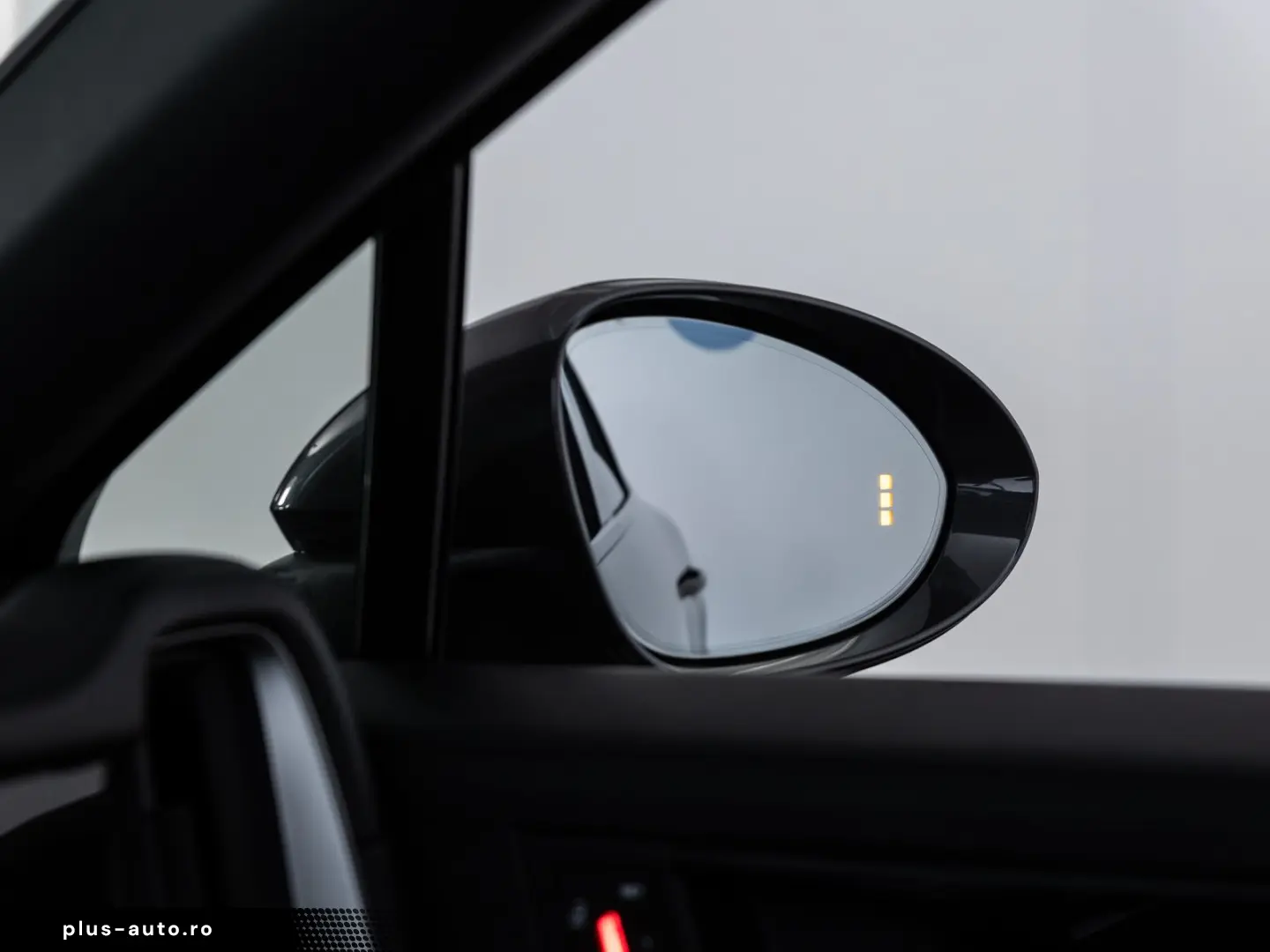 PORSCHE Cayenne Coupe E-Hybrid ACC PANO LUFT BOSE 360
