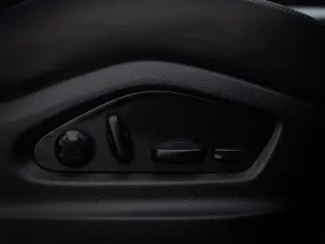 PORSCHE Cayenne Coupe E-Hybrid  ACC LUFT BOSE HUD 360