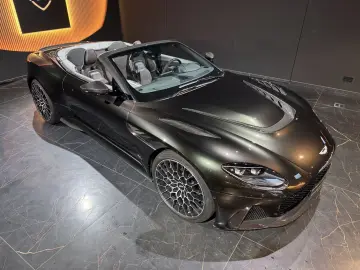 ASTON MARTIN DBS 770 Ultimate Volante 1of199 Dt. Auto u-frei