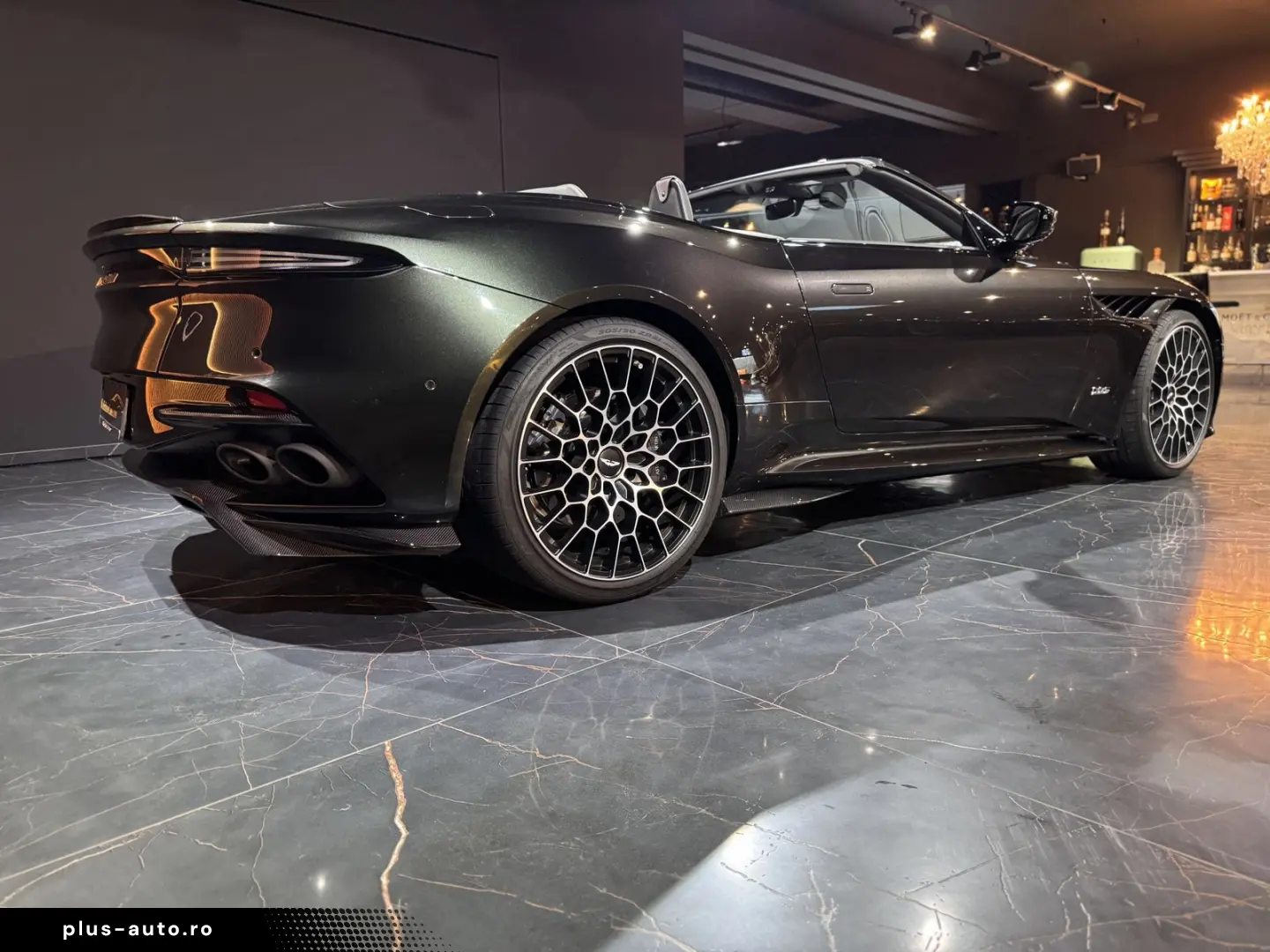 ASTON MARTIN DBS 770 Ultimate Volante 1of199 Dt. Auto u-frei