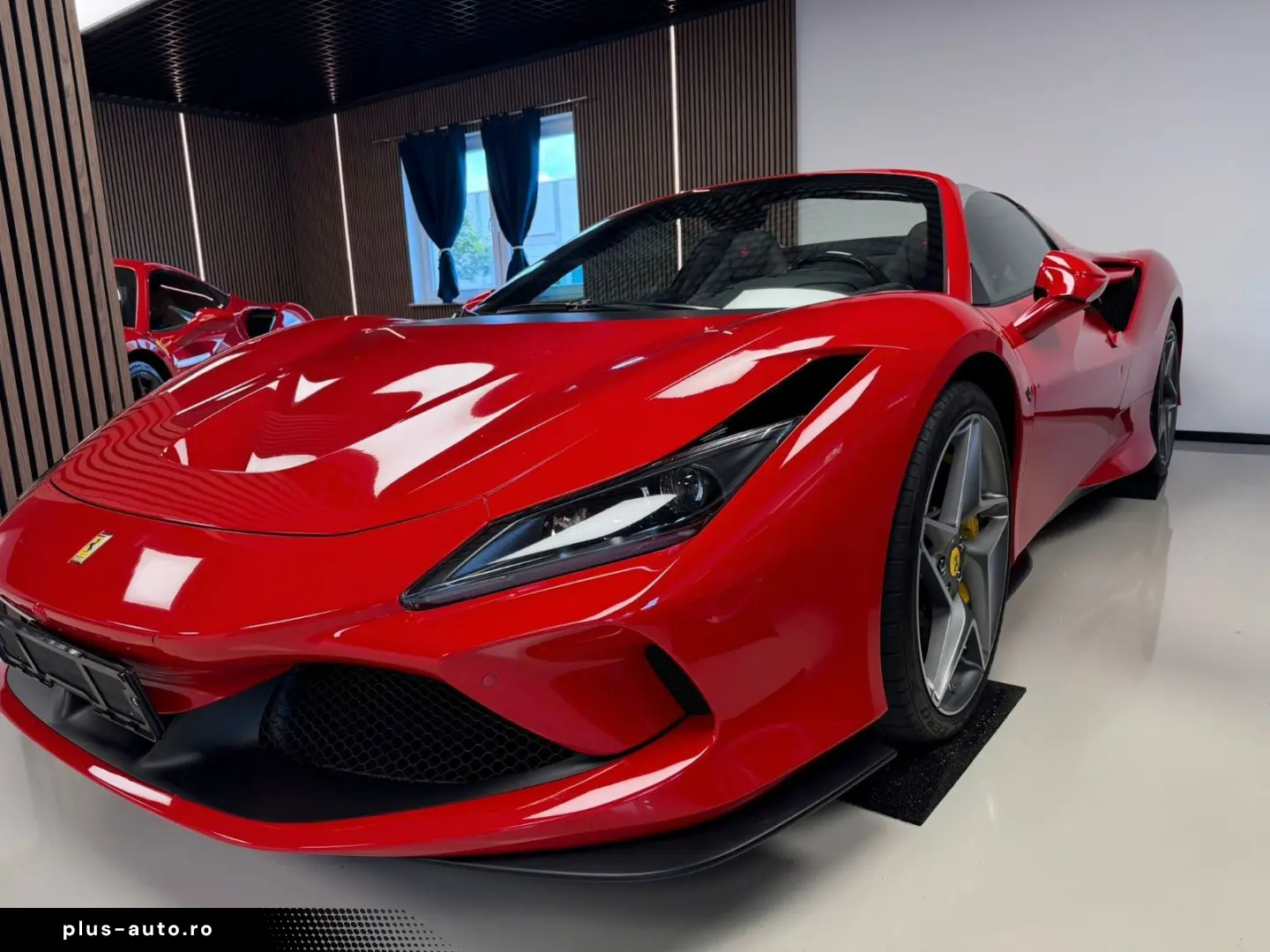 FERRARI F8 Spider DCT