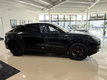 PORSCHE Cayenne Coupe S BURMESTER HEAD UP MEMORY Klima