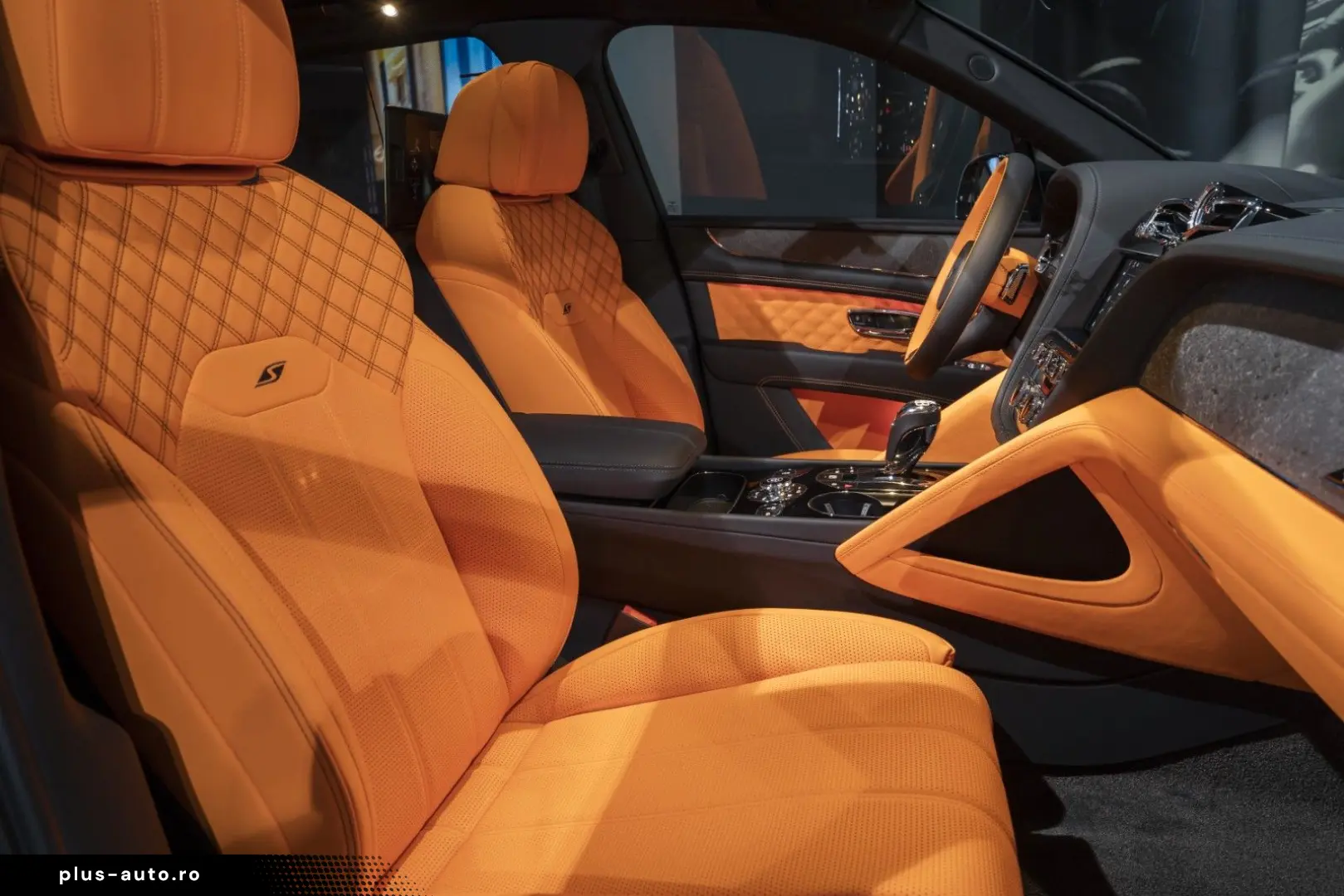BENTLEY Bentayga 2022 — imagine 15