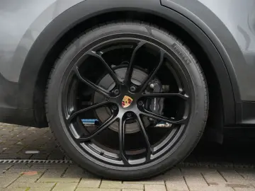 PORSCHE Cayenne Coupe LEICHTBAU SPORTPAKET-ACC-LUFT-22GT