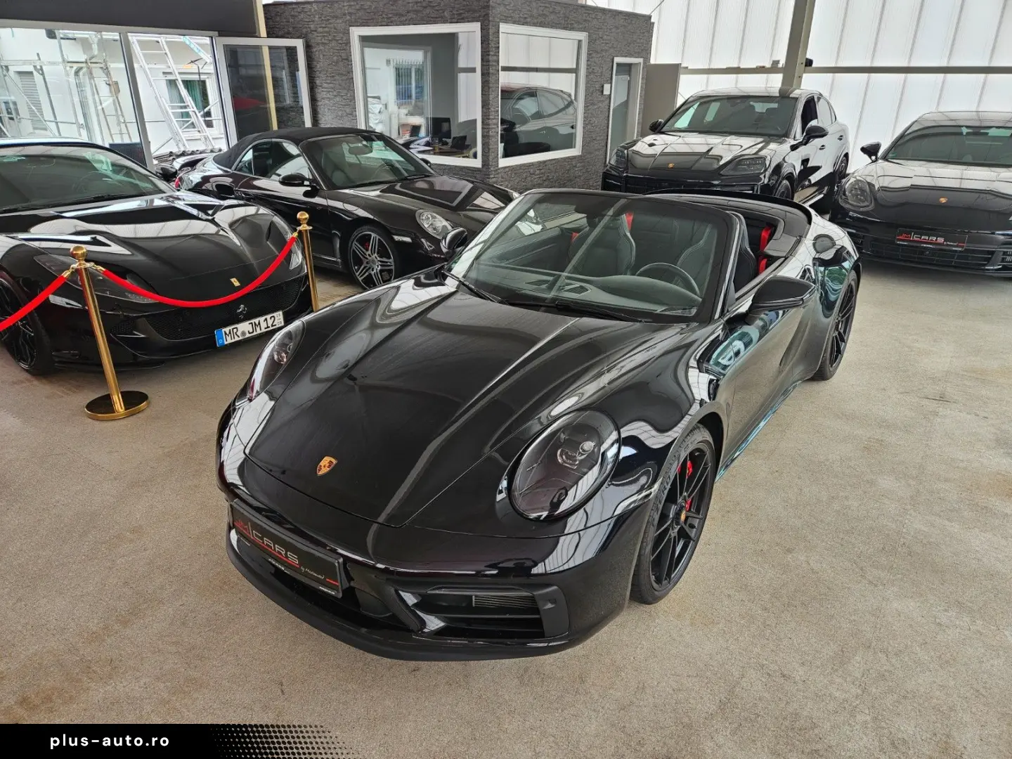 PORSCHE 992 Carrera 4 GTS Cabrio