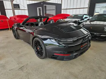 PORSCHE 992 Carrera 4 GTS Cabrio