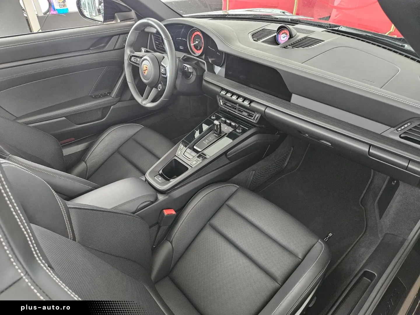 PORSCHE 992 Carrera 4 GTS Cabrio