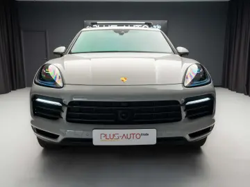 Porsche Cayenne Platinum Edition