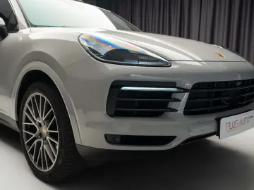 Porsche Cayenne Platinum Edition