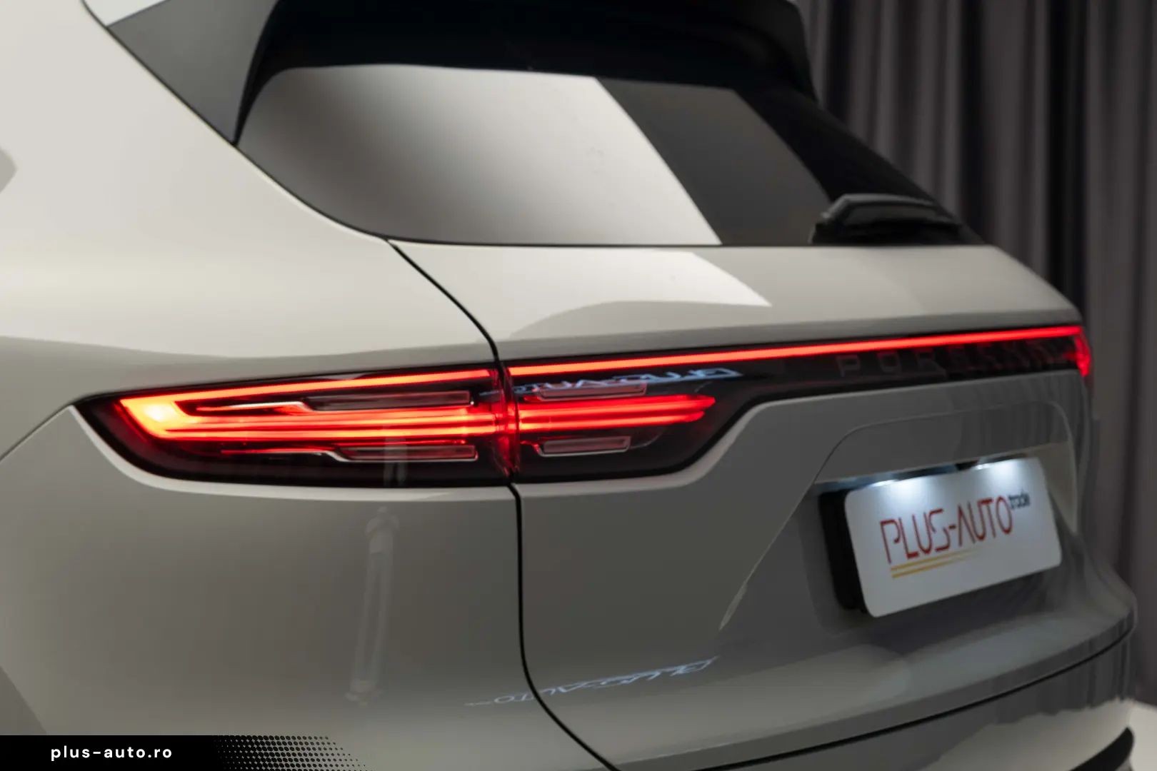 Porsche Cayenne Platinum Edition