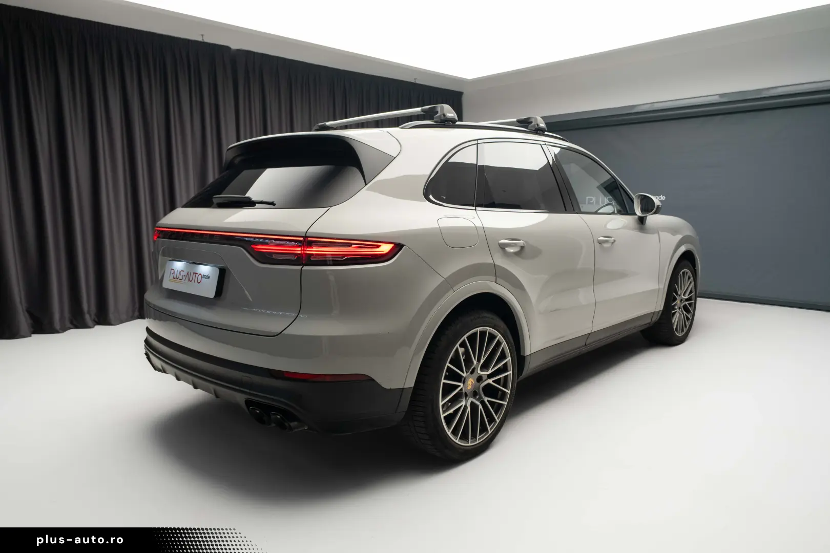 Porsche Cayenne Platinum Edition