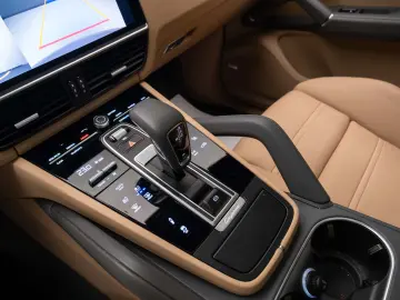 Porsche Cayenne Platinum Edition