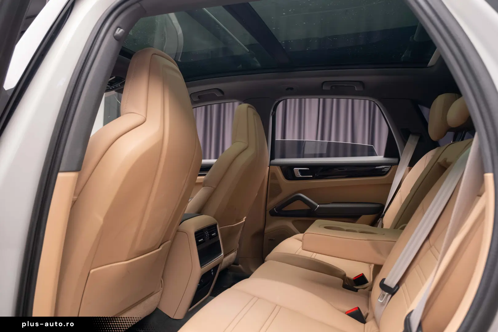 Porsche Cayenne Platinum Edition