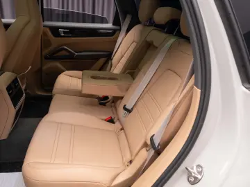 Porsche Cayenne Platinum Edition