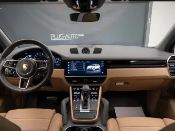 Porsche Cayenne Platinum Edition