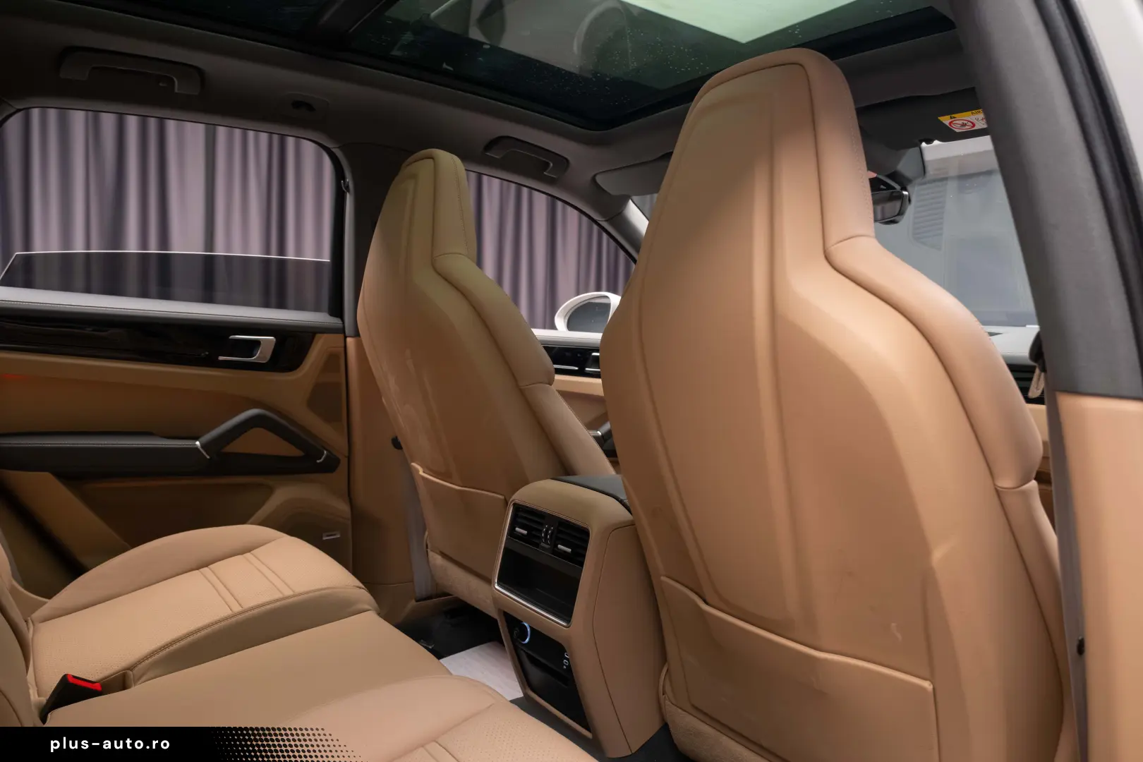 Porsche Cayenne Platinum Edition
