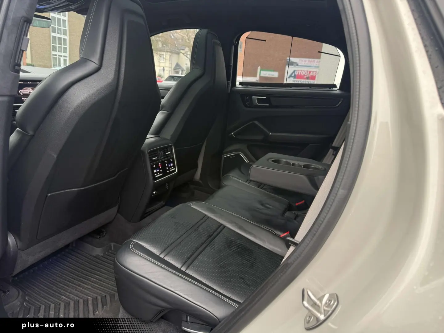 PORSCHE Cayenne GTS Coupe Pano Head-Up-ACC