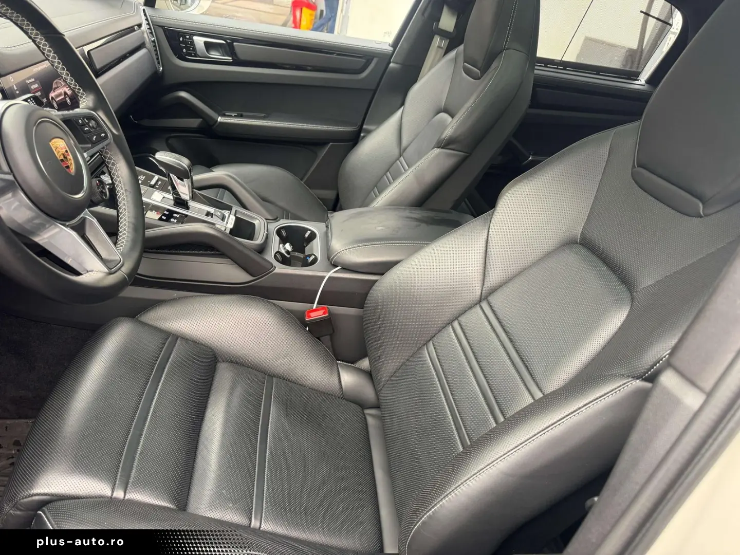 PORSCHE Cayenne GTS Coupe Pano Head-Up-ACC