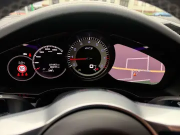 PORSCHE Cayenne GTS Coupe Pano Head-Up-ACC