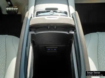 MERCEDES-BENZ EQS 450  SUV AMG HYPERSCREEN BURMESTER…