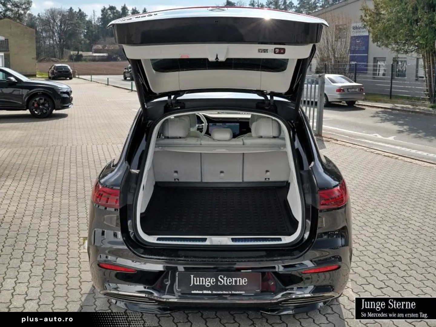 MERCEDES-BENZ EQS 450  SUV AMG HYPERSCREEN BURMESTER&hellip;