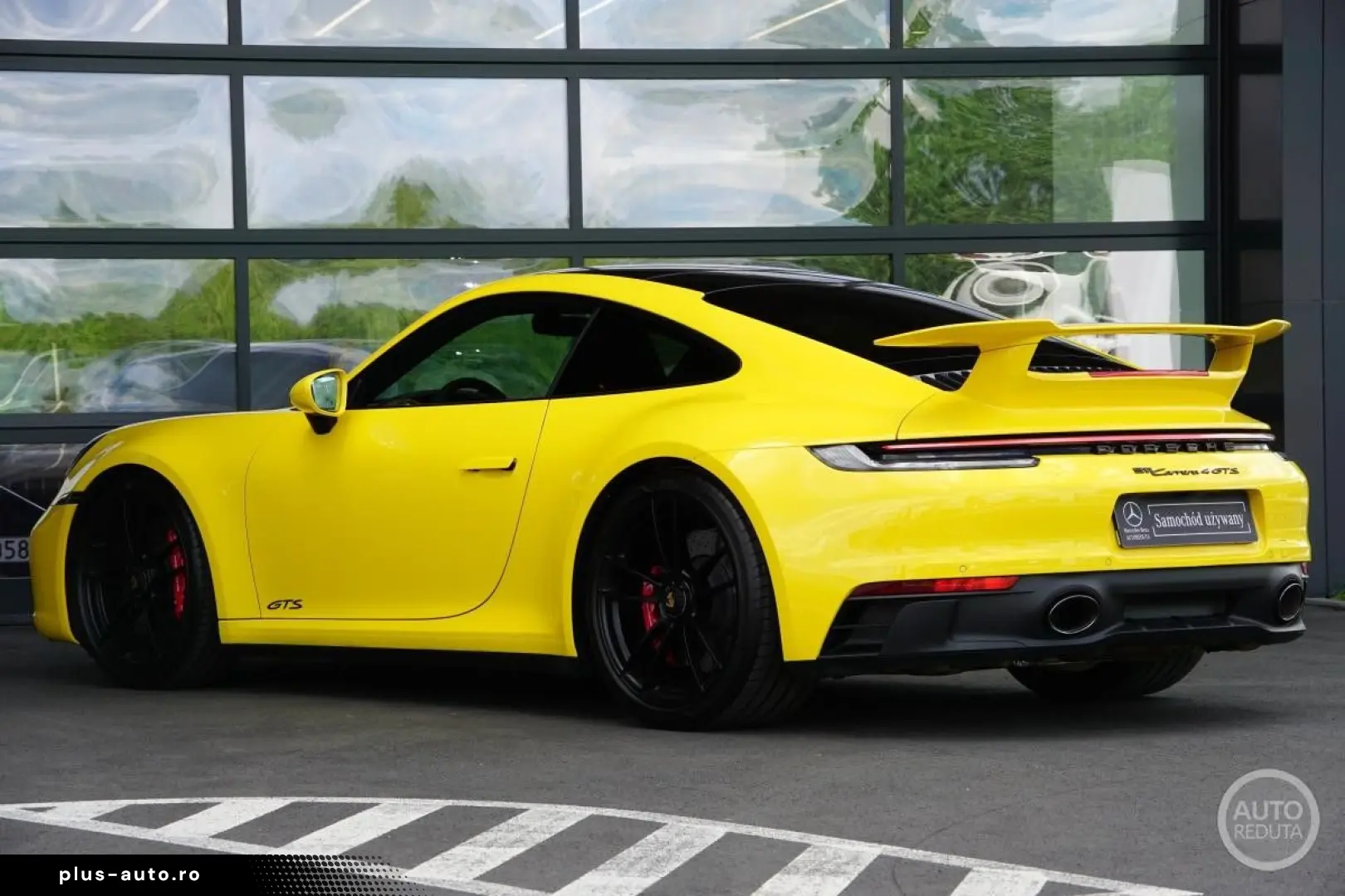 PORSCHE 911 Carrera 4 GTS   Manufaktur   BOSE