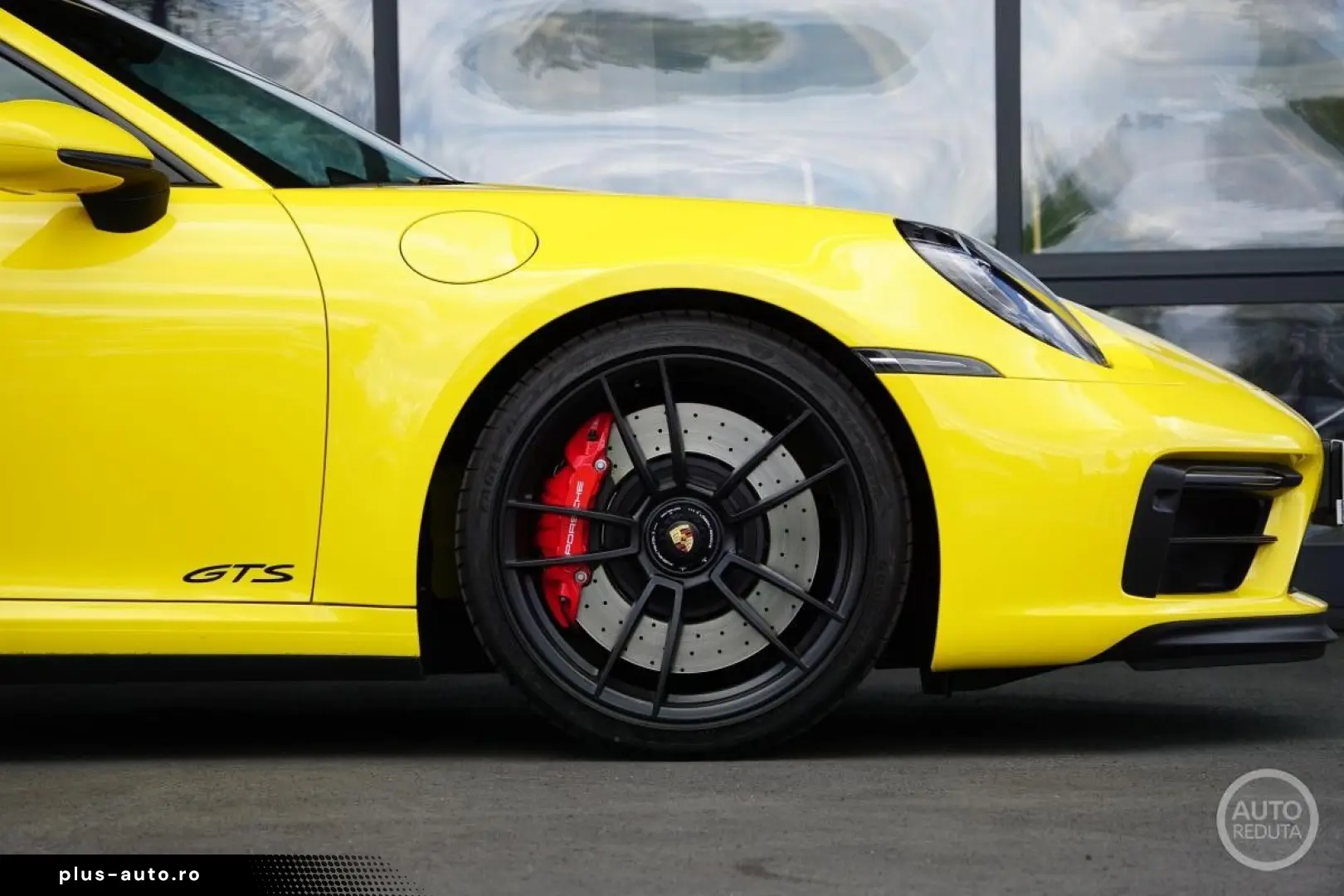 PORSCHE 911 Carrera 4 GTS   Manufaktur   BOSE