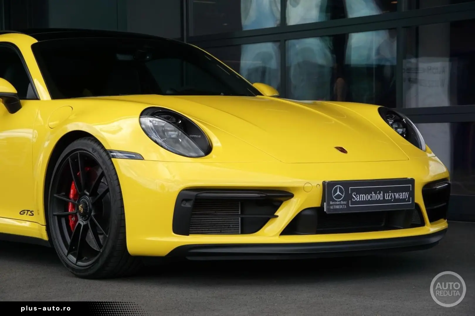 PORSCHE 911 Carrera 4 GTS   Manufaktur   BOSE