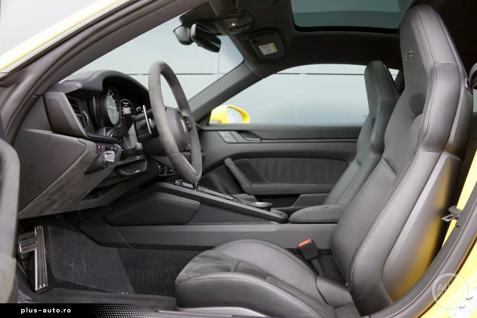 PORSCHE 911 Carrera 4 GTS   Manufaktur   BOSE