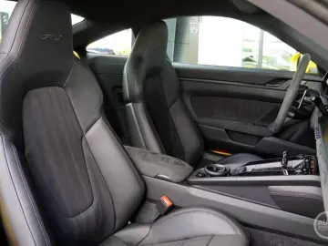 PORSCHE 911 Carrera 4 GTS   Manufaktur   BOSE