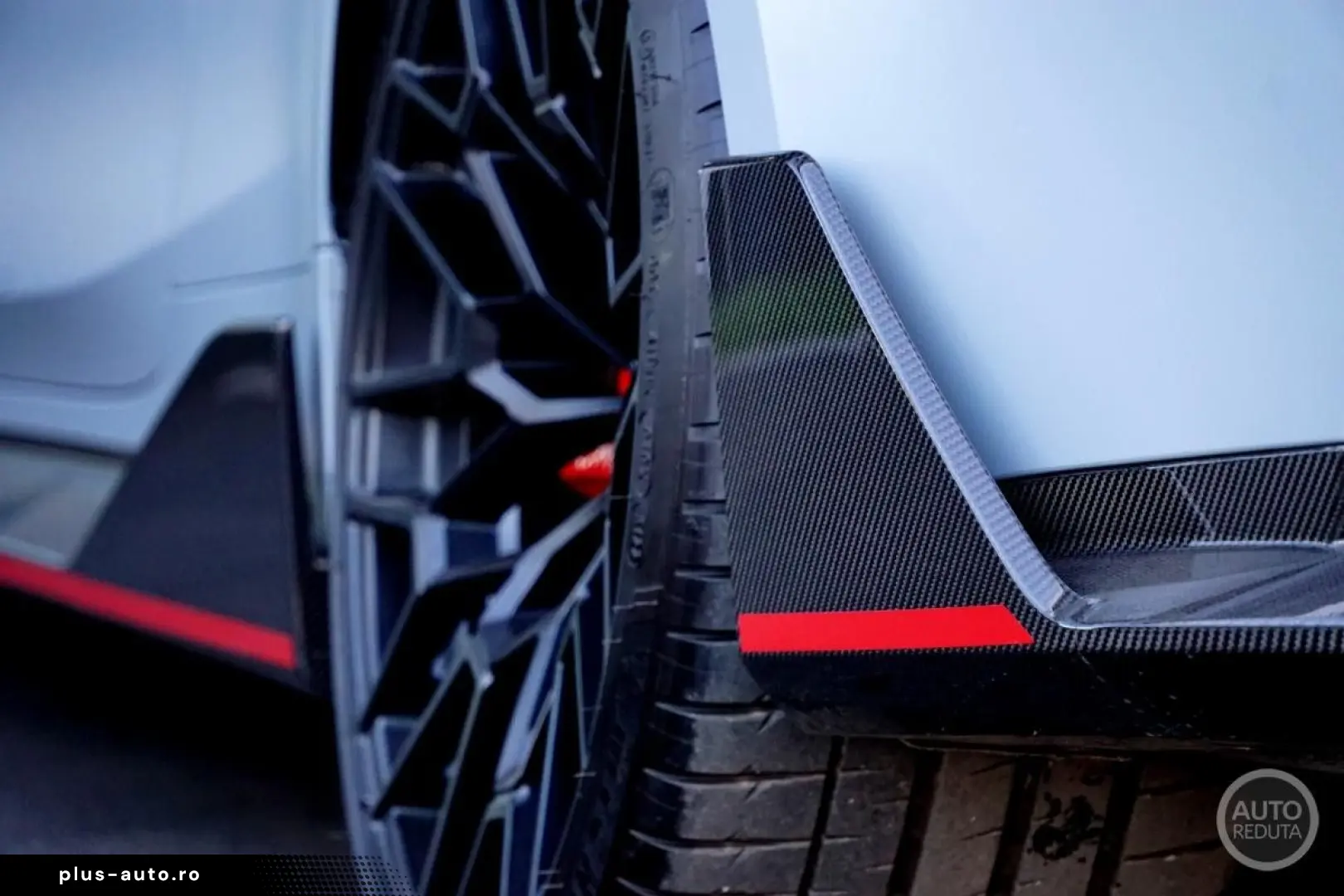 BMW M4 CSL Coupe 550 PS Keramik   Laser